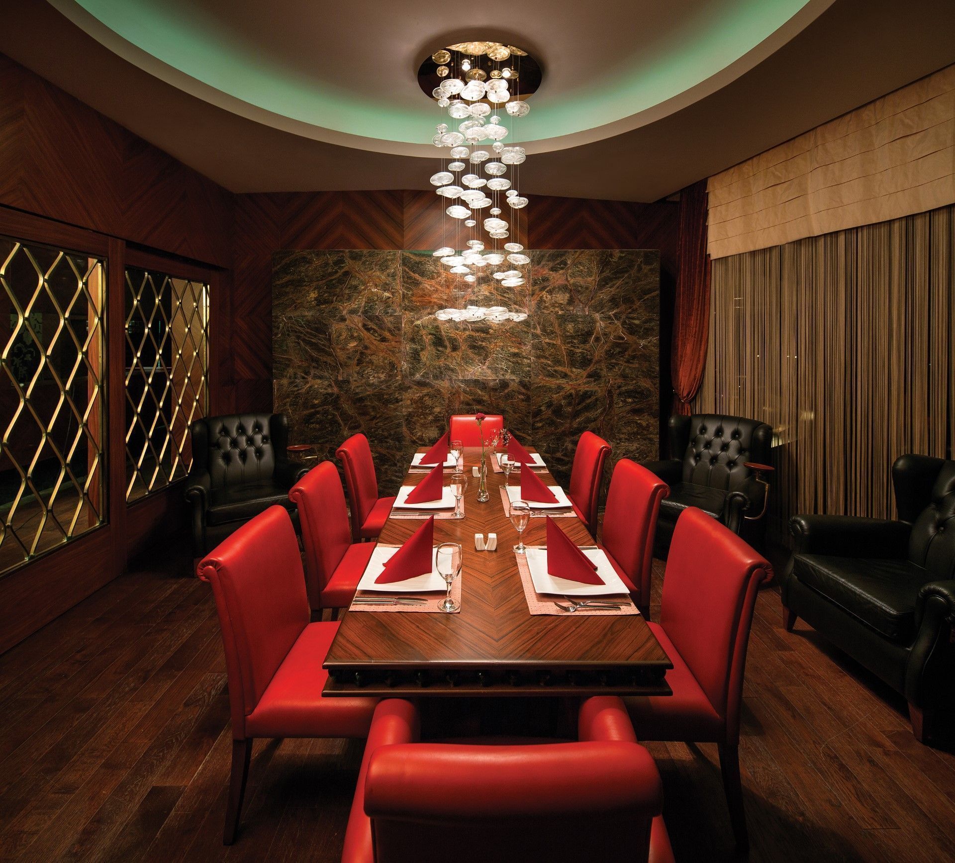 Cornelia Diamond Su Sporları